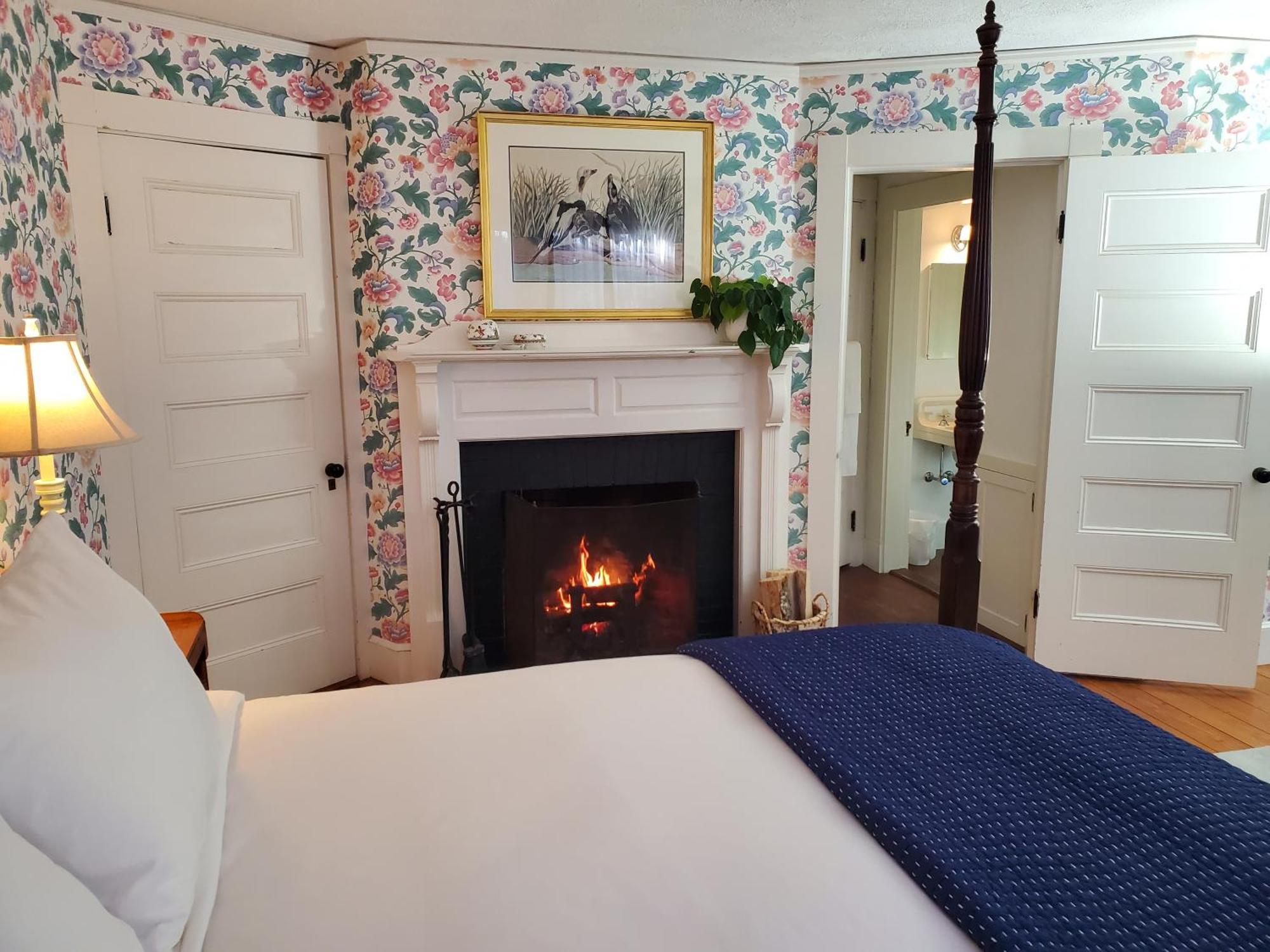 Harbourside Inn Northeast Harbor 外观 照片